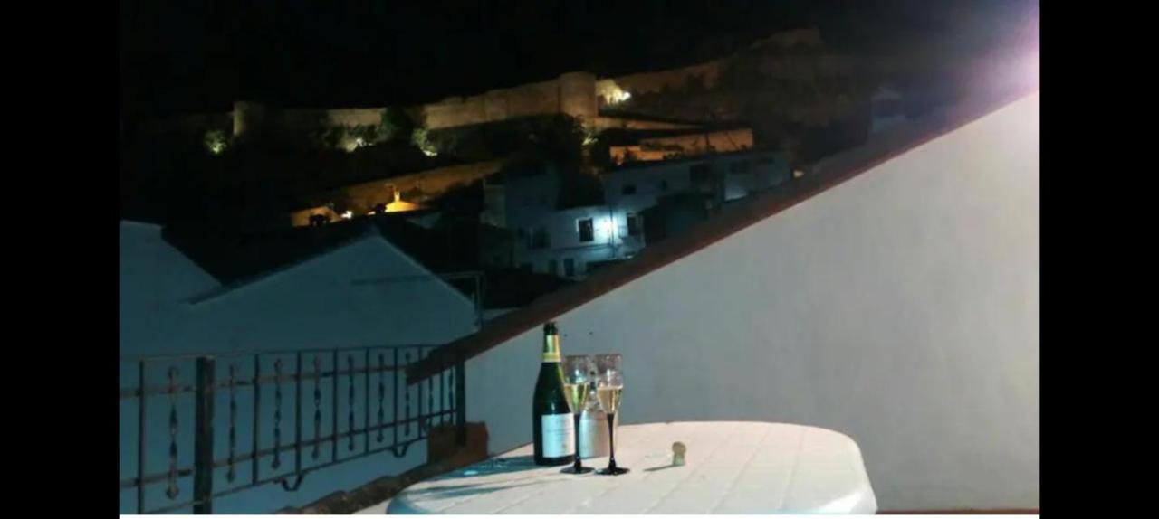 Lovely Y Cozy Apartments Chulilla Bagian luar foto